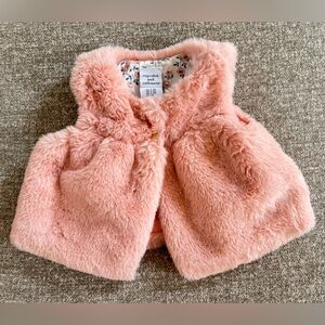 💕Cupcakes and Cashmere Vest💕